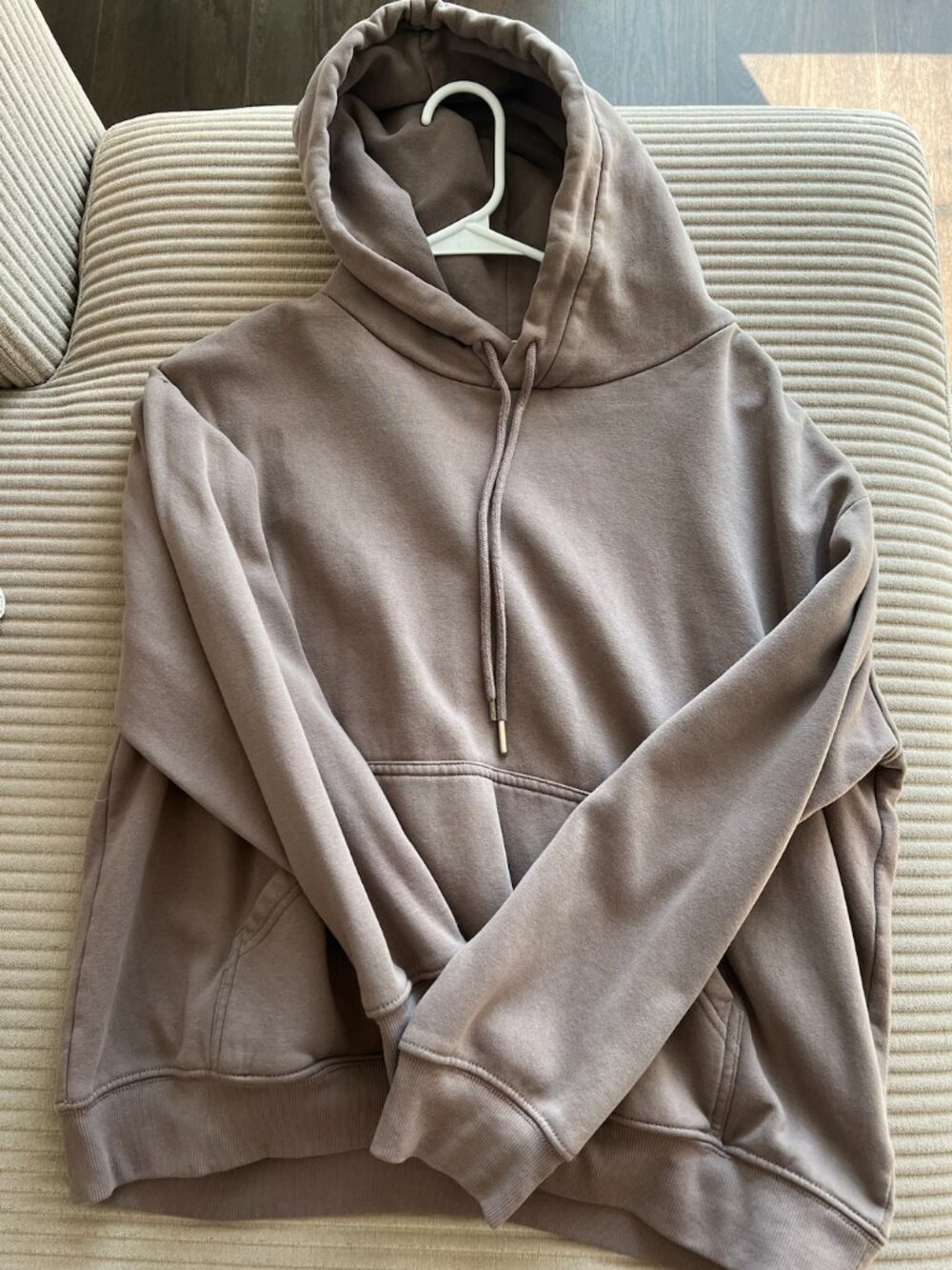 H&M Brown Pullover Hoodie – Size M